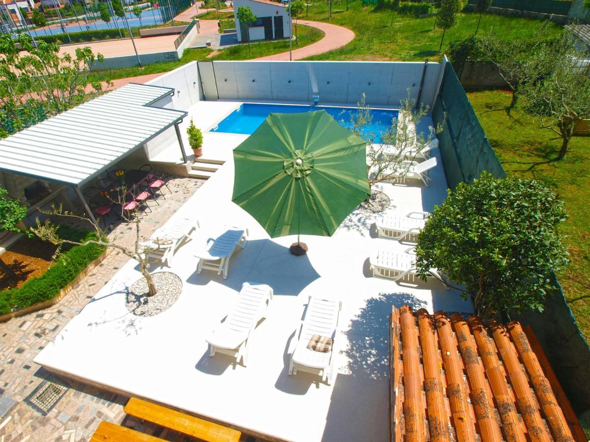 Villa House Pula 2080 Esterno foto