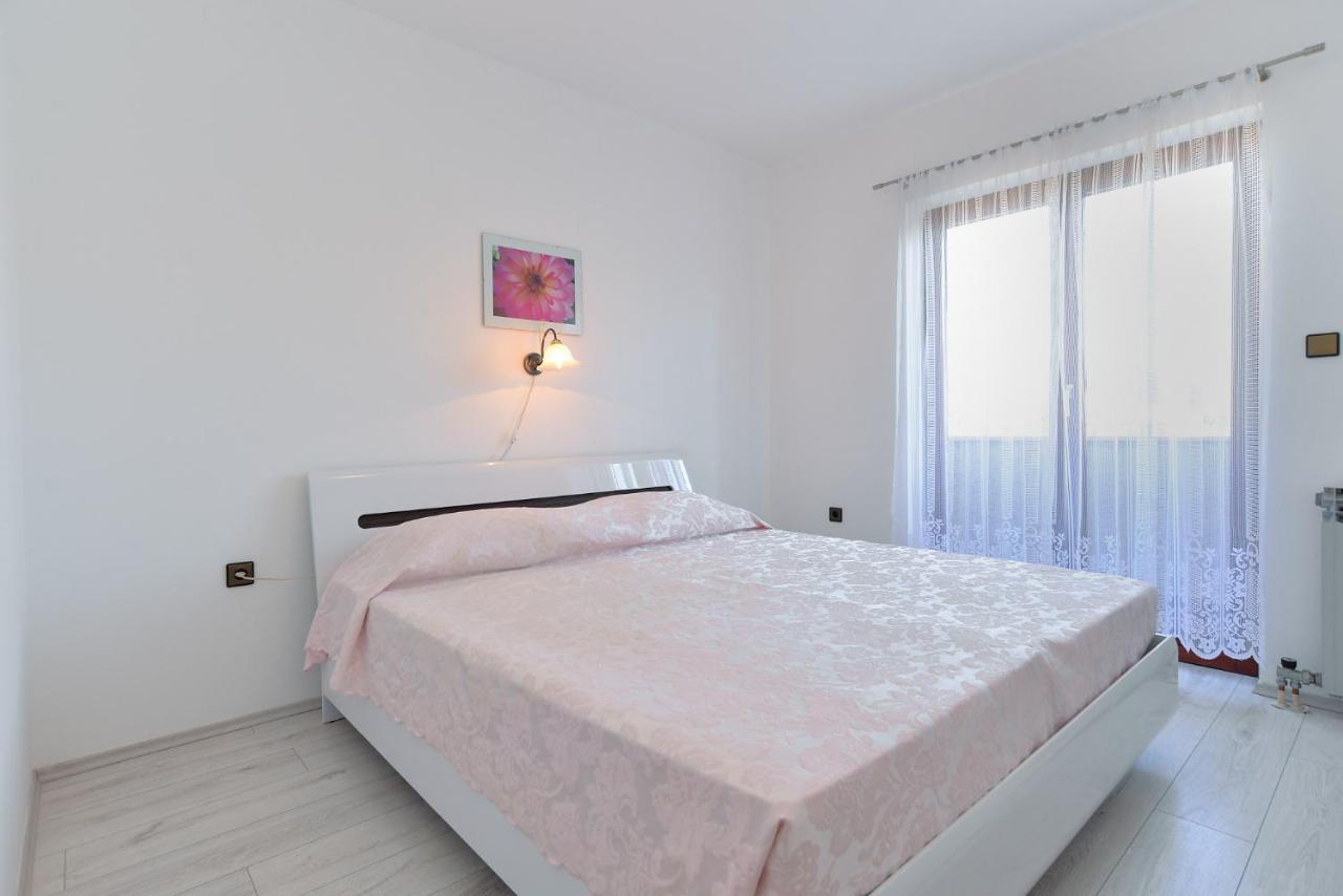 Villa House Pula 2080 Esterno foto