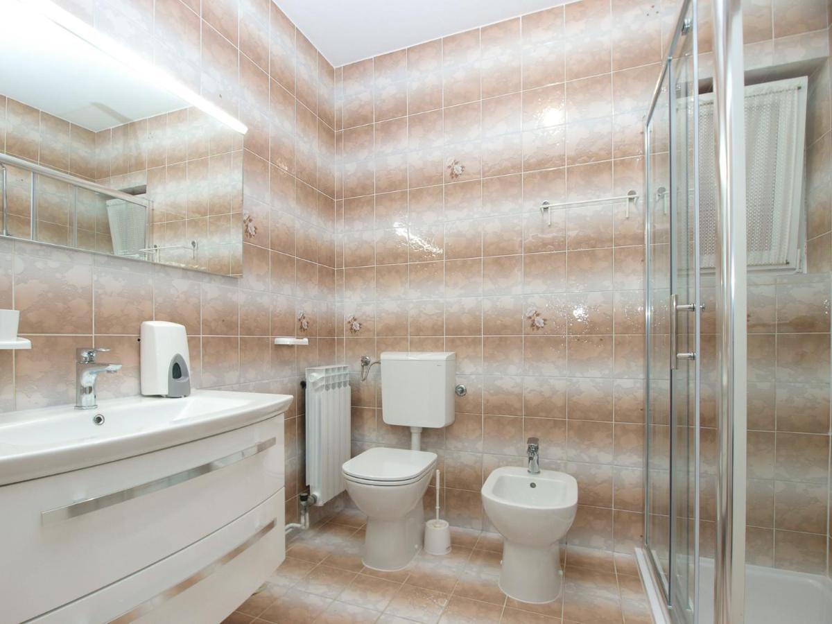 Villa House Pula 2080 Esterno foto